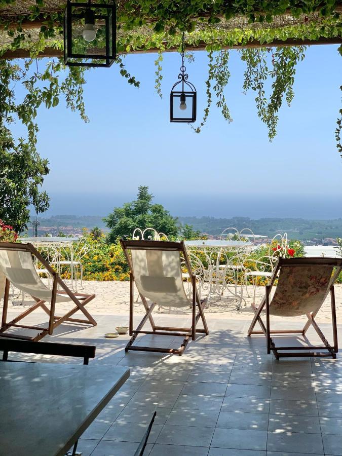 Villa Palm Hill Piedimonte Etneo Bagian luar foto